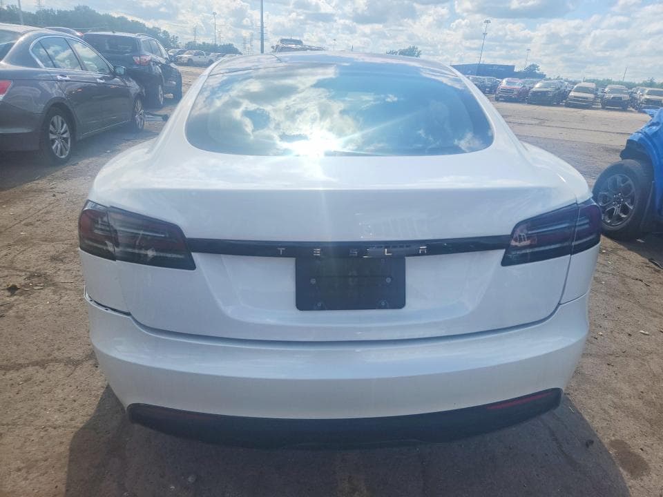 2023 TESLA MODEL S 6