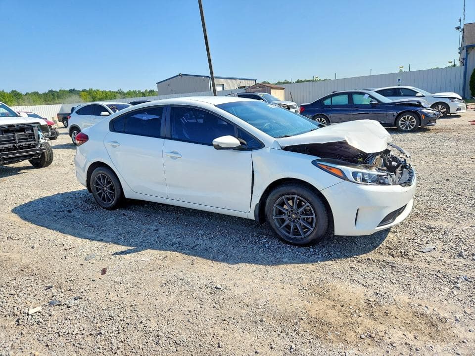 2018 KIA FORTE LX 4