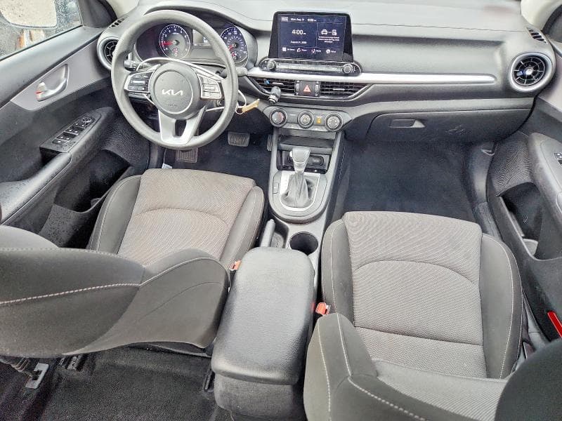 2023 KIA FORTE LXS 8