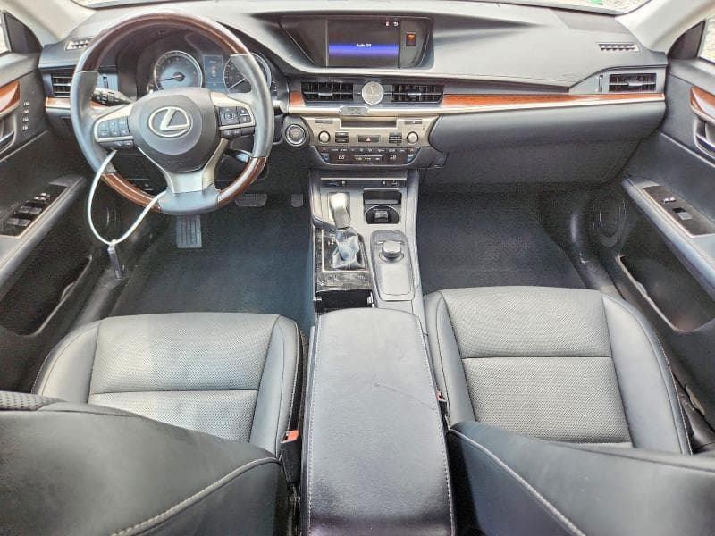 2017 LEXUS ES 350 8