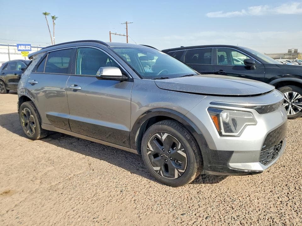 2024 KIA NIRO WIND 4