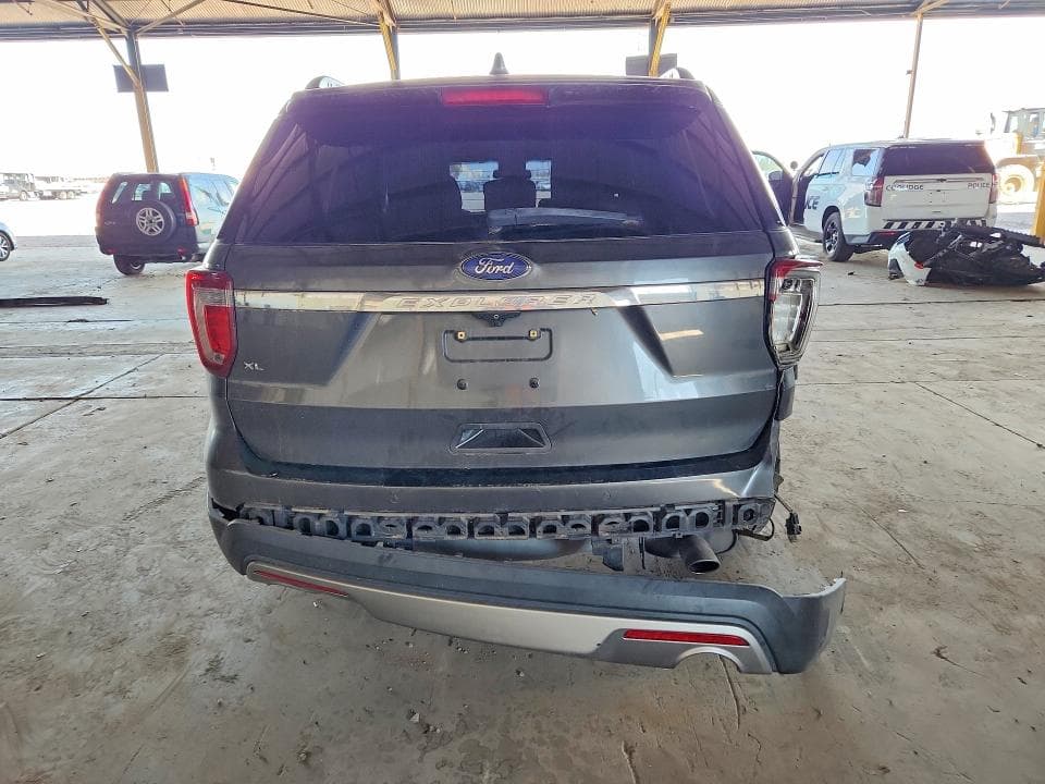 2017 FORD EXPLORER XLT 6