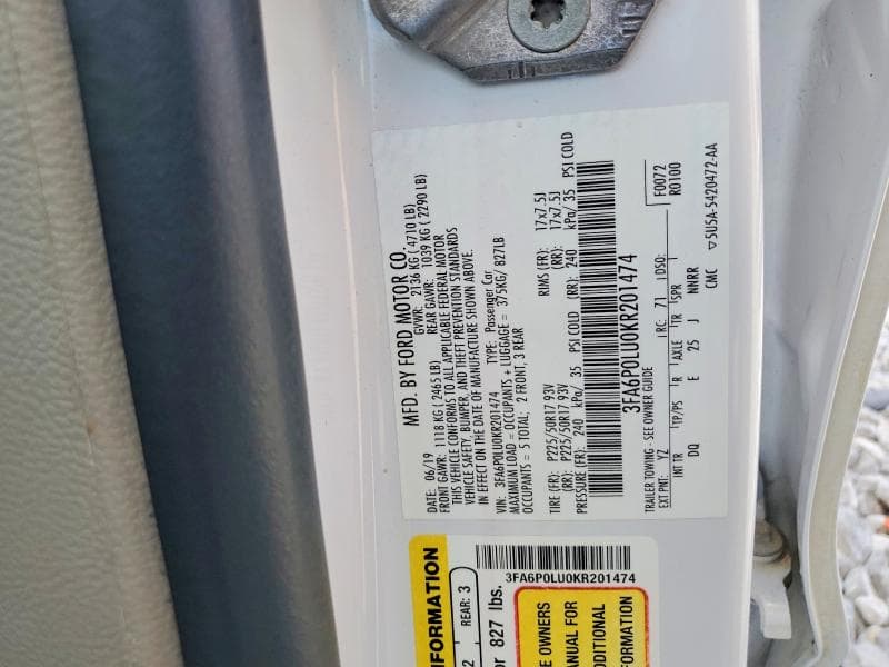 2019 FORD FUSION SE 13
