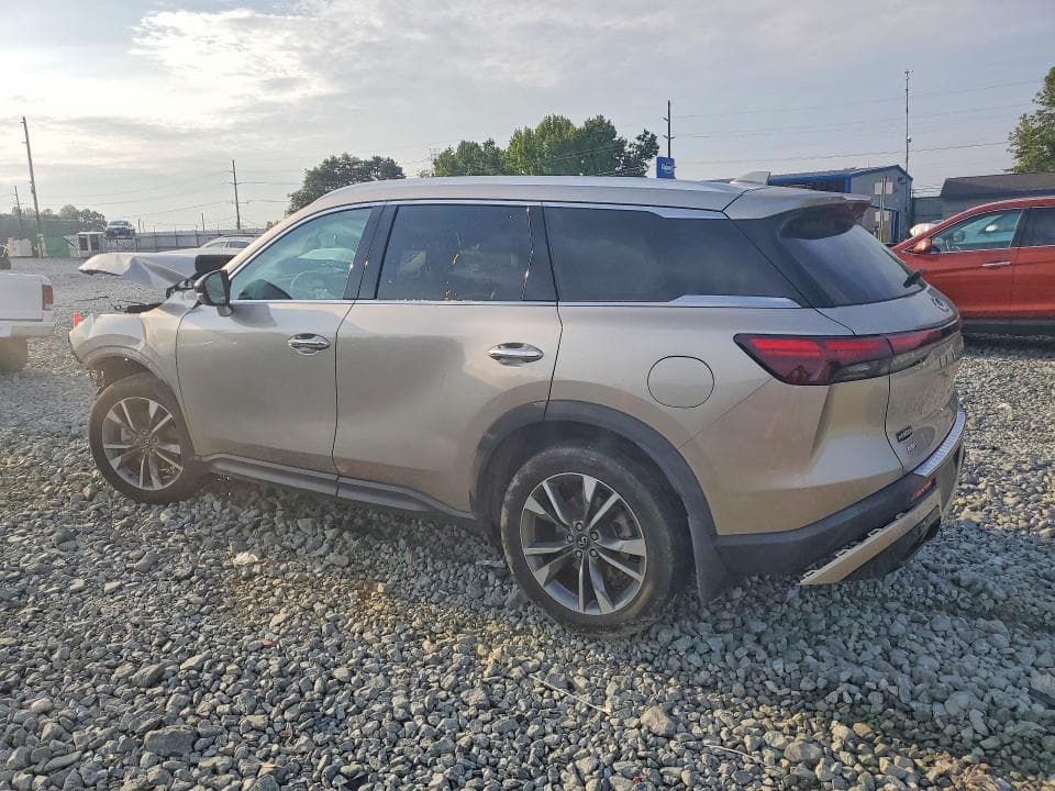 2023 INFINITI QX60 LUXE 2