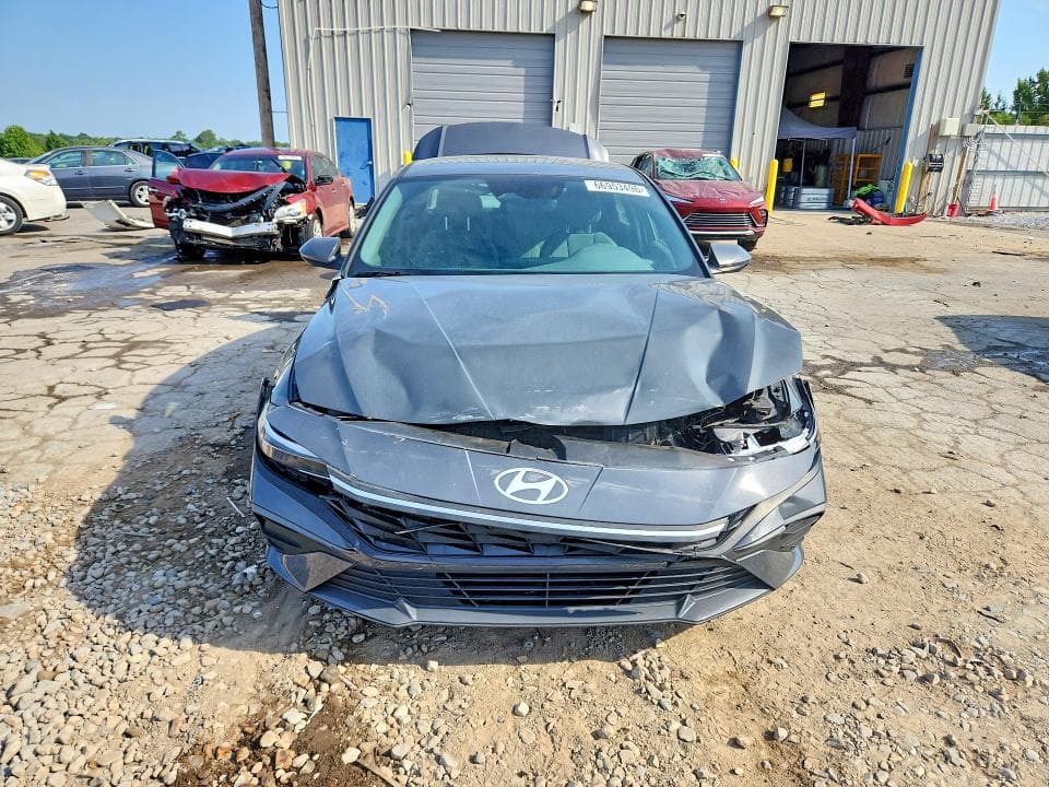 2024 HYUNDAI ELANTRA SEL 5