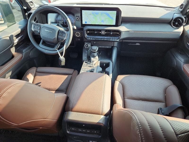 2026 TOYOTA LAND CRUISER BASE 8