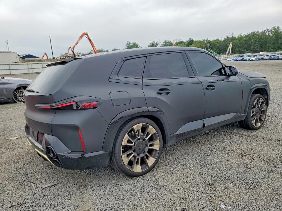 2024 BMW XM 3