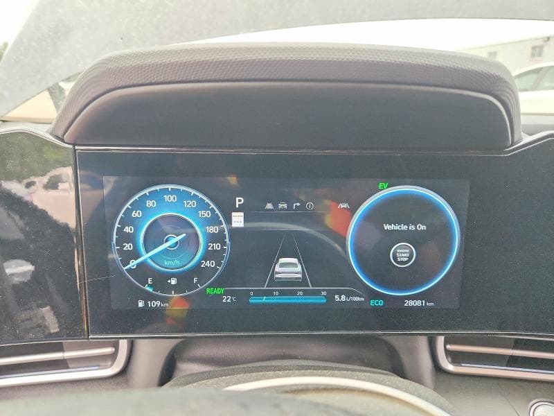 2025 HYUNDAI ELANTRA LIMITED 9