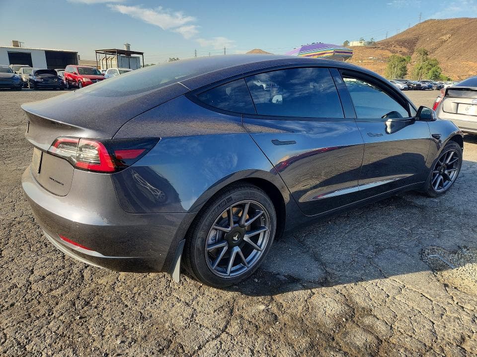 2021 TESLA MODEL 3 3
