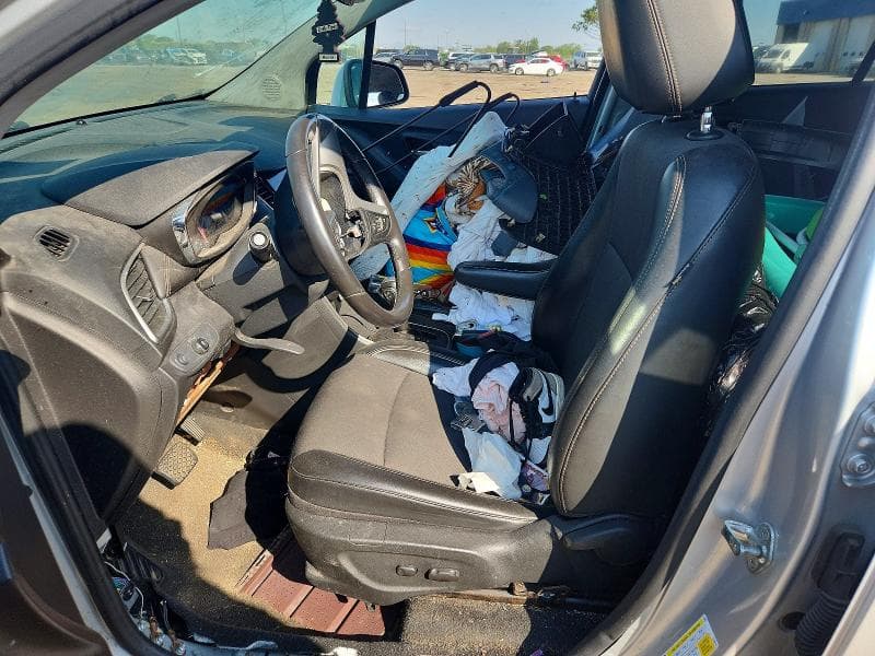 2020 CHEVROLET TRAX 1LT 7