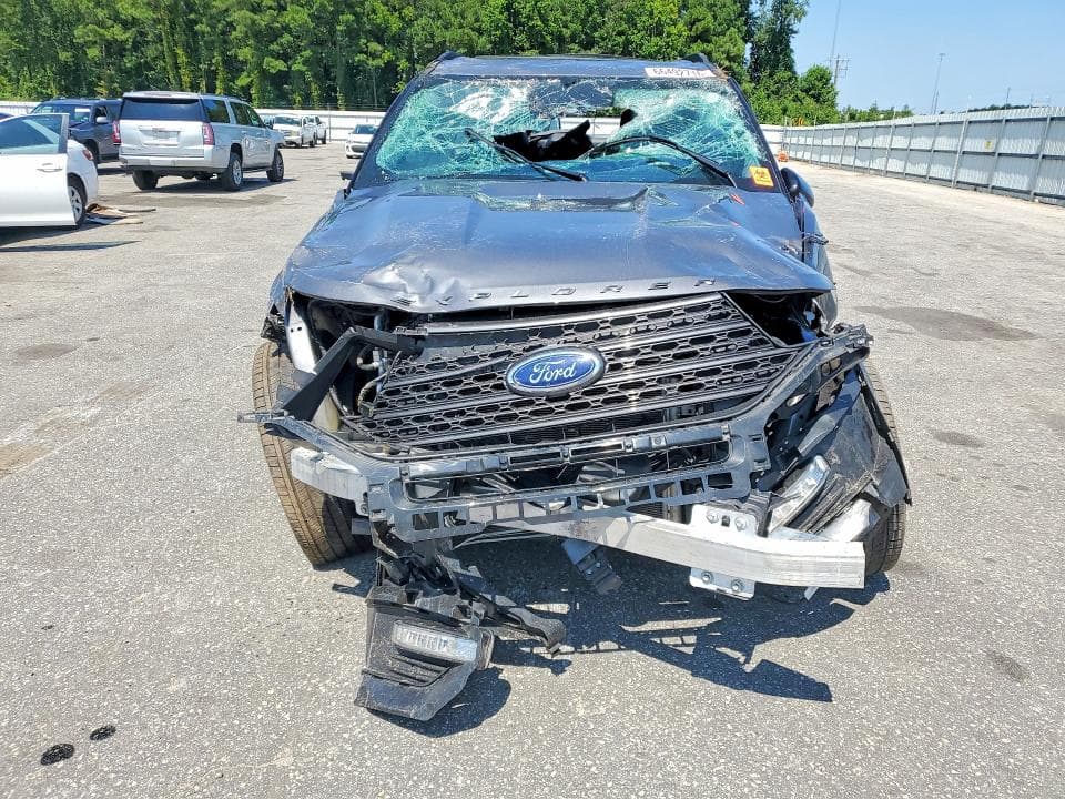 2023 FORD EXPLORER XLT 5