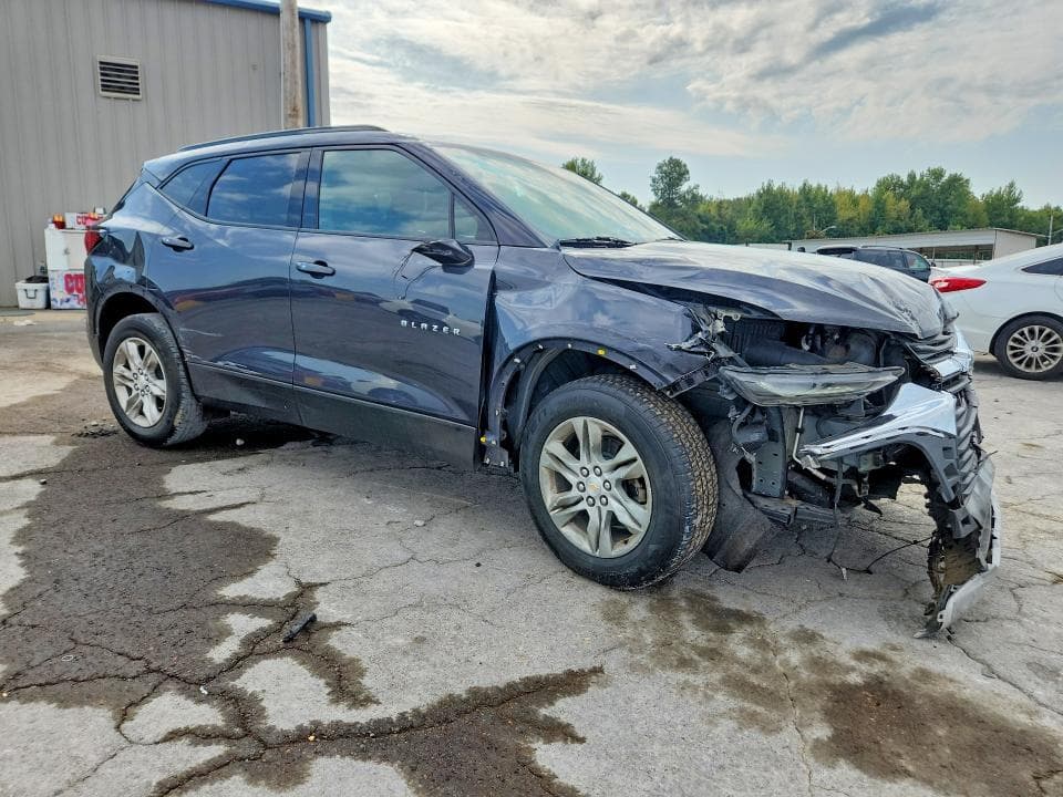 2021 CHEVROLET BLAZER 1LT 4