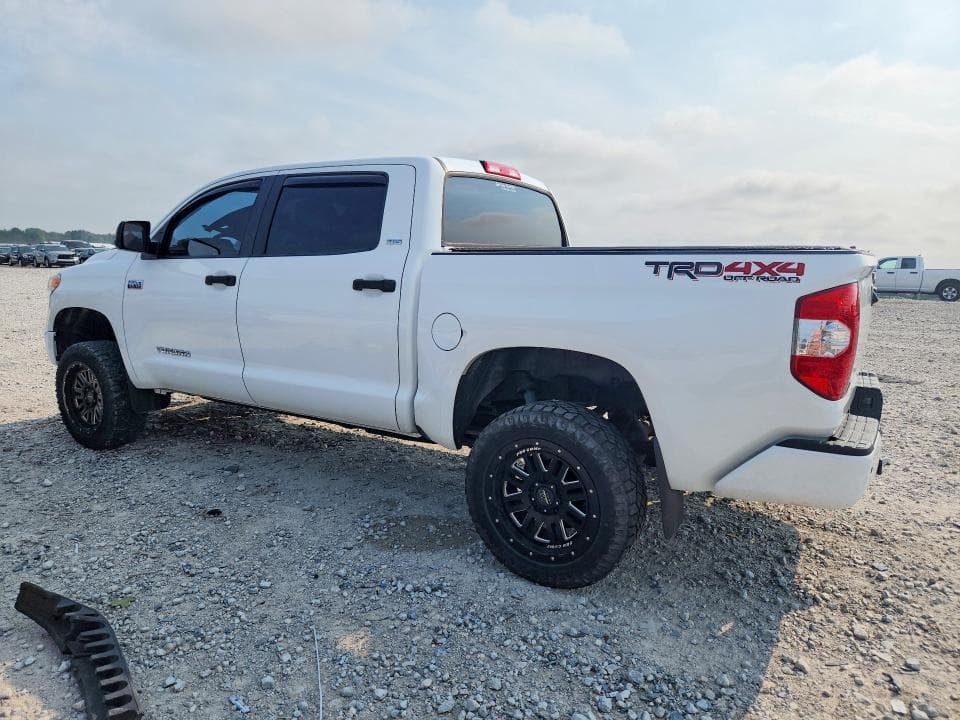 2017 TOYOTA TUNDRA SR5 2