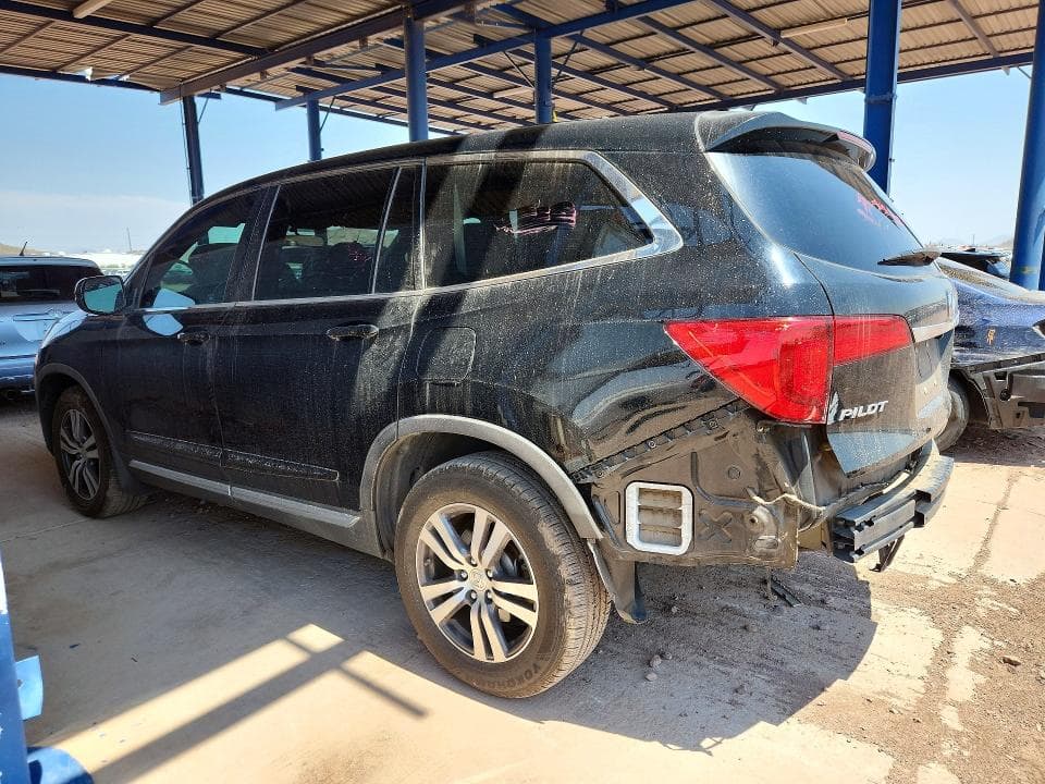 2017 HONDA PILOT EX 2