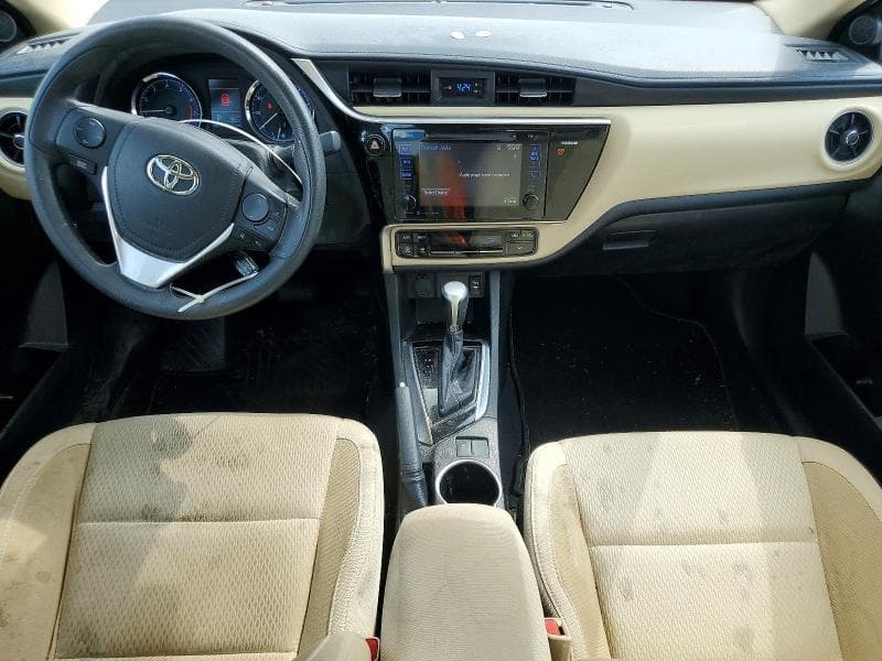 2017 TOYOTA COROLLA LE 8
