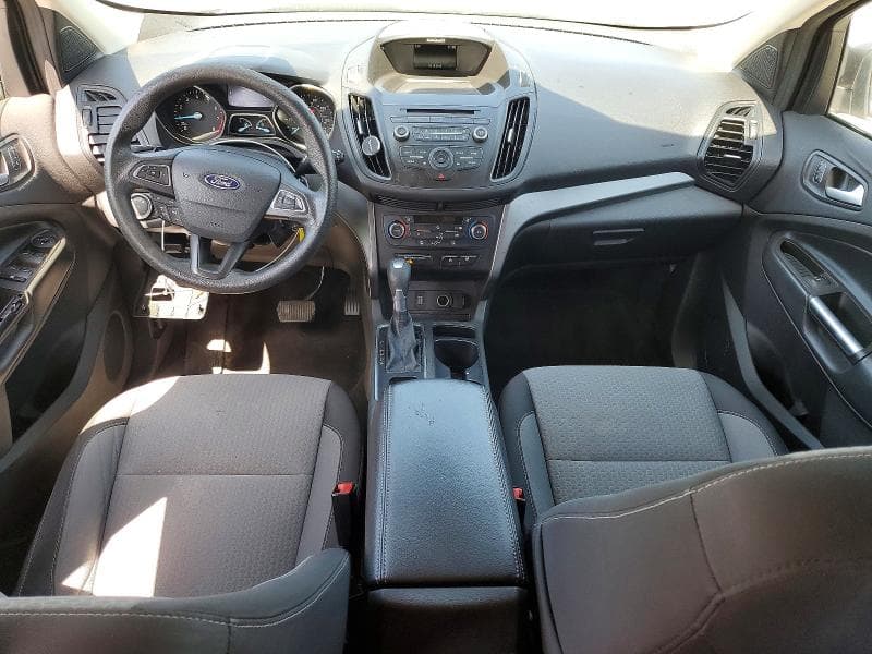 2017 FORD ESCAPE SE 8