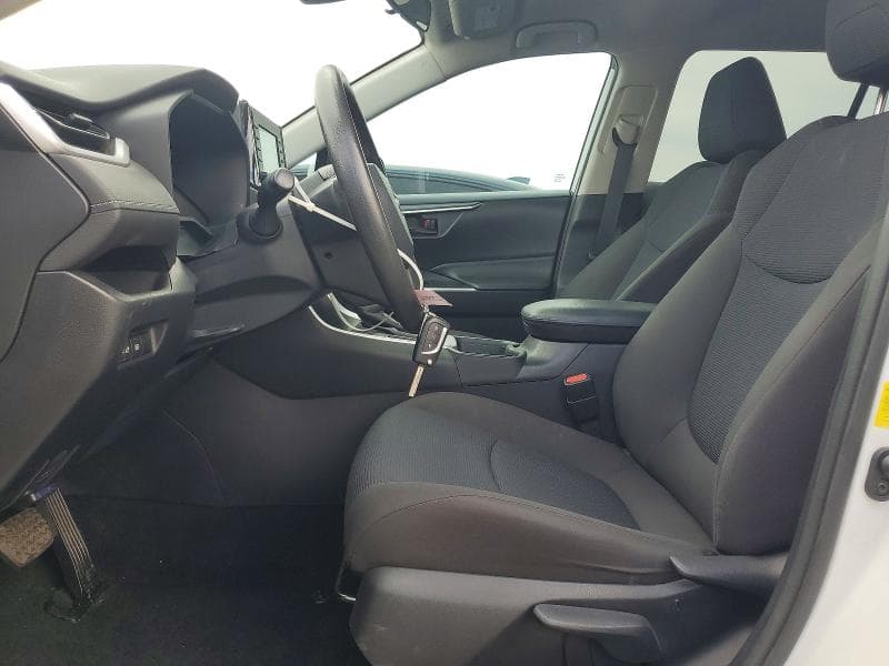 2021 TOYOTA RAV4 LE 7