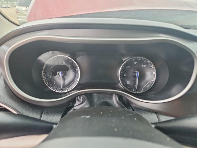 2022 CHRYSLER PACIFICA TOURING L 9
