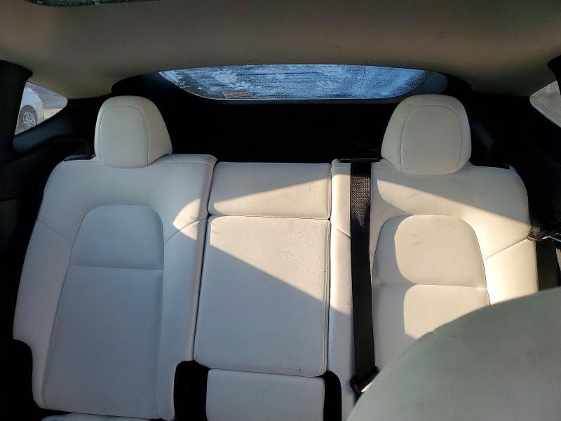 2021 TESLA MODEL Y 10