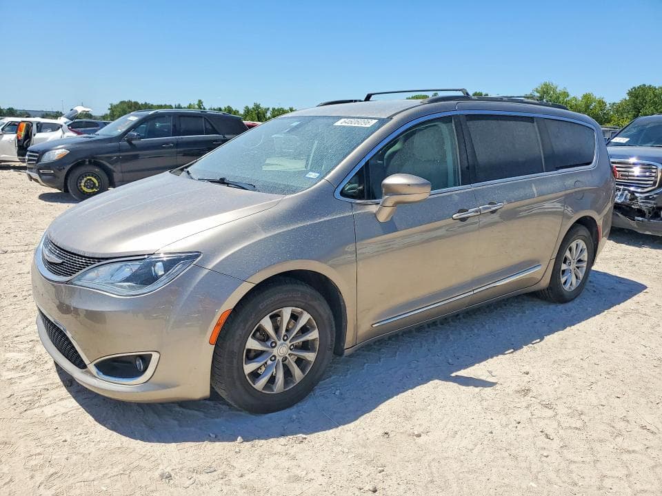 2017 CHRYSLER PACIFICA TOURING L - 1