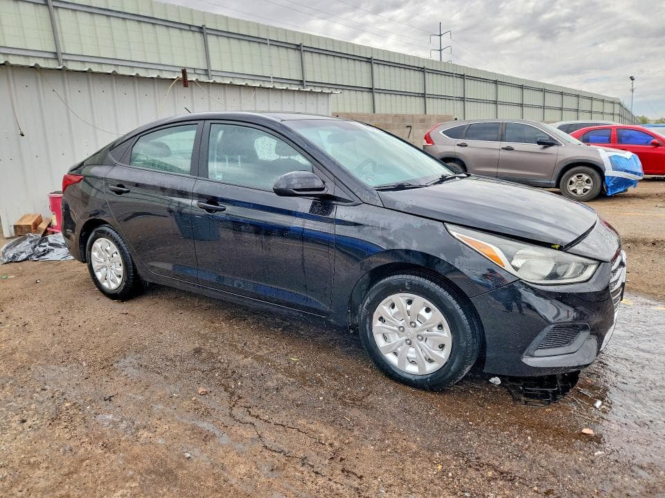 2018 HYUNDAI ACCENT SE 4