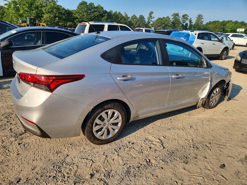 2019 HYUNDAI ACCENT SE 3