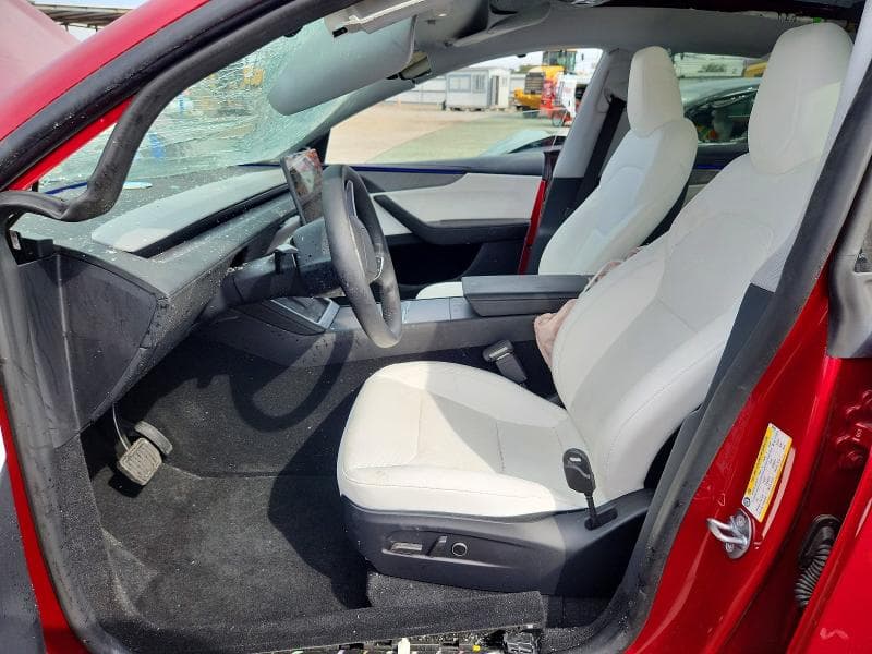 2026 TESLA MODEL  Y 7