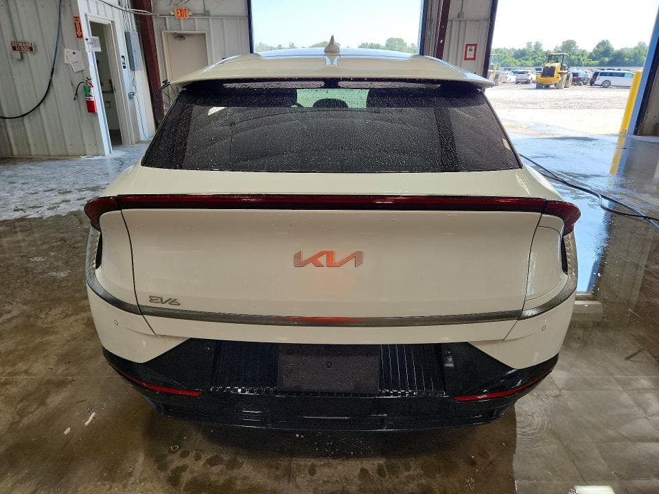 2024 KIA EV6 WIND 6
