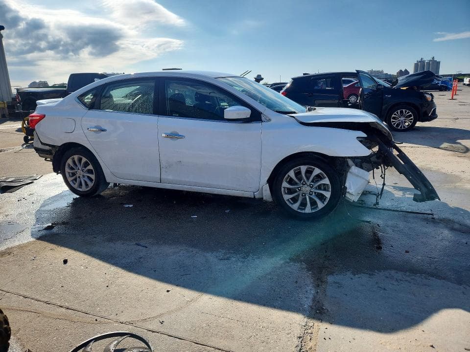 2019 NISSAN SENTRA SV 4