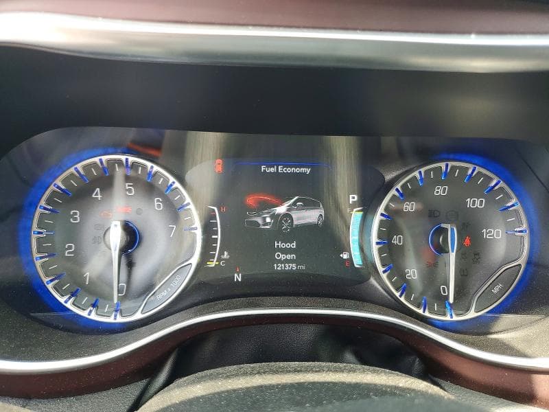 2017 CHRYSLER PACIFICA LIMITED 9