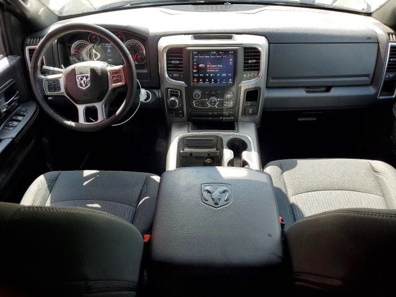 2021 RAM 1500 CLASSIC SLT 8