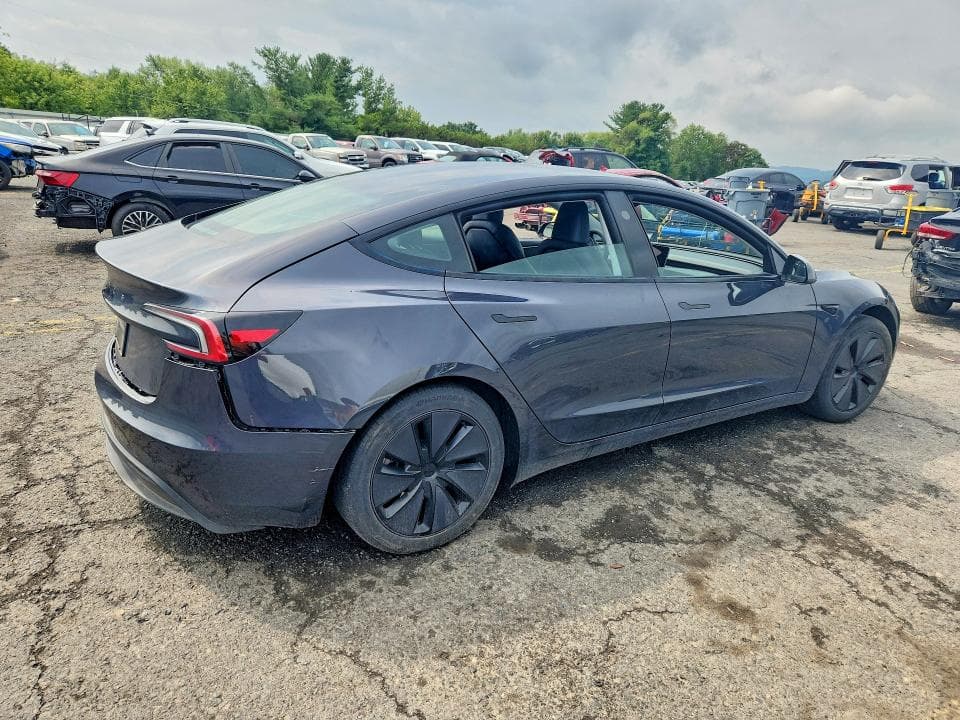 2024 TESLA MODEL 3 3