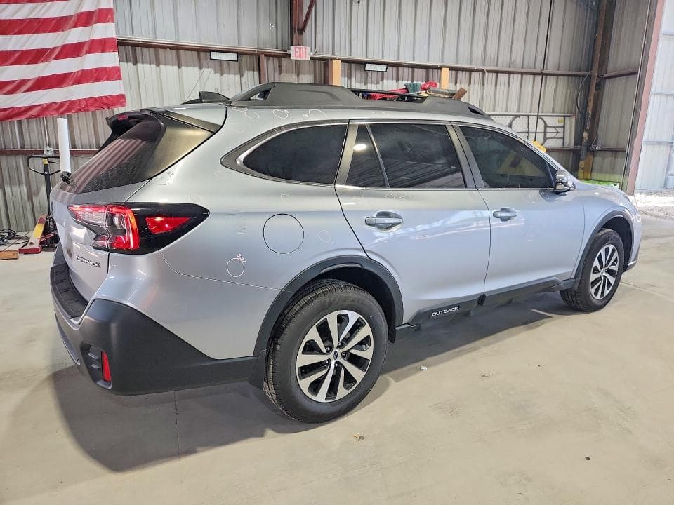 2022 SUBARU OUTBACK PREMIUM 3