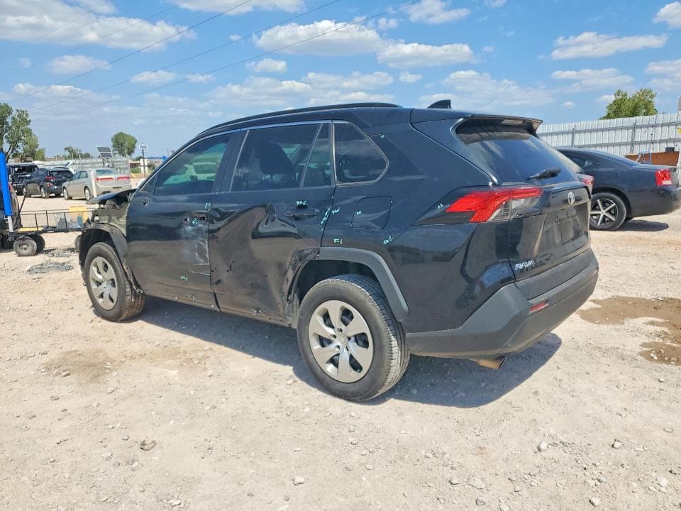 2021 TOYOTA RAV4 LE 2