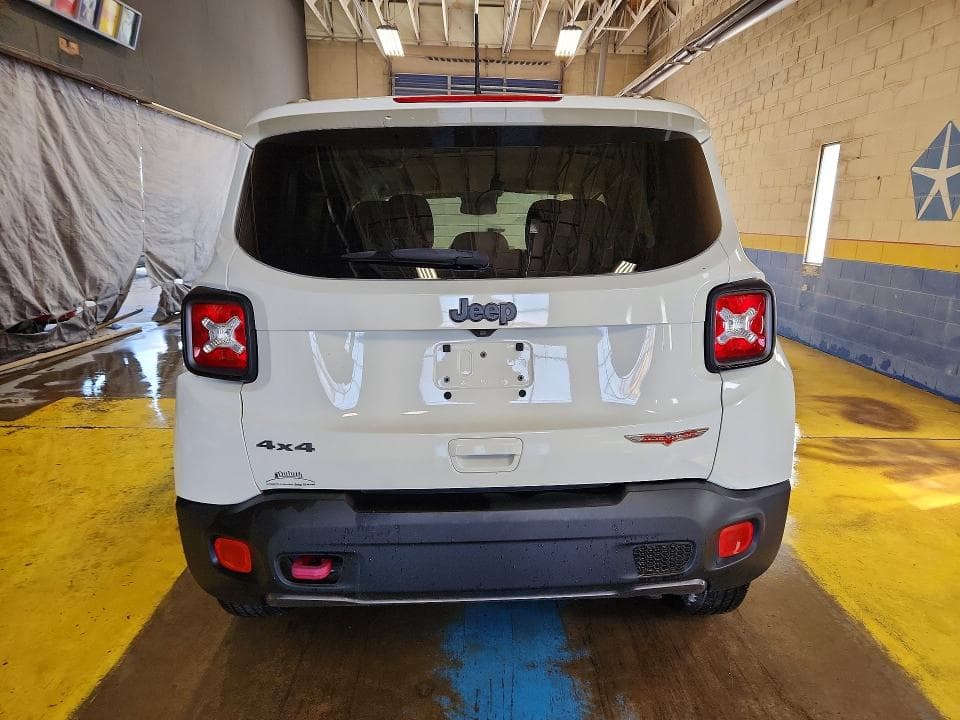 2018 JEEP RENEGADE TRAILHAWK 6