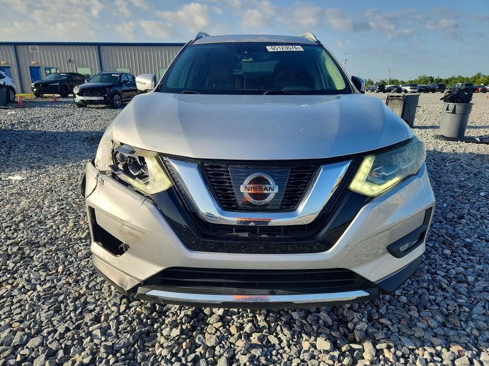 2017 NISSAN ROGUE SL 5