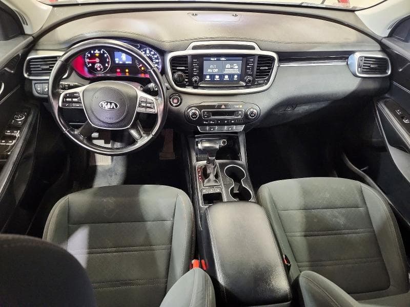 2020 KIA SORENTO S 8