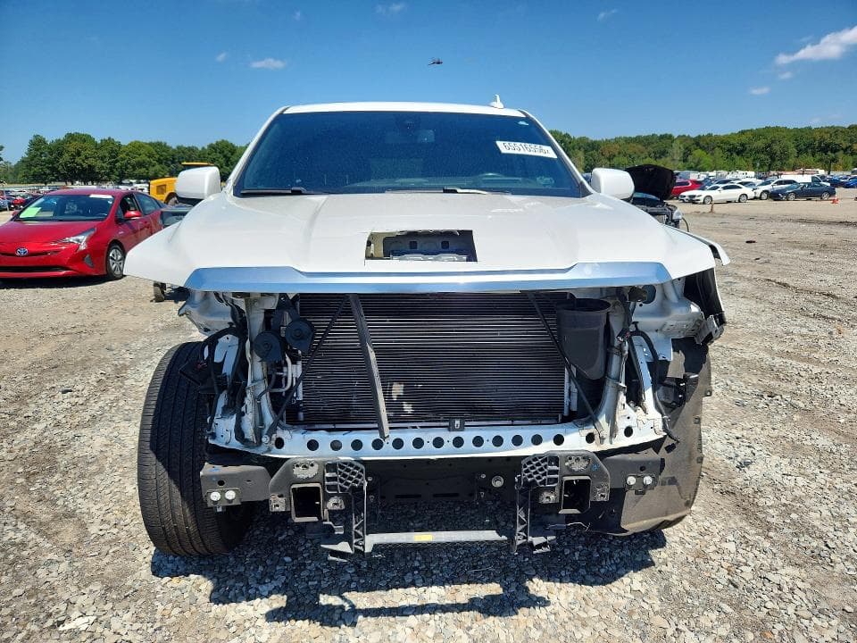 2022 GMC YUKON DENALI 5