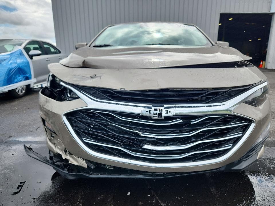 2023 CHEVROLET MALIBU LT 5