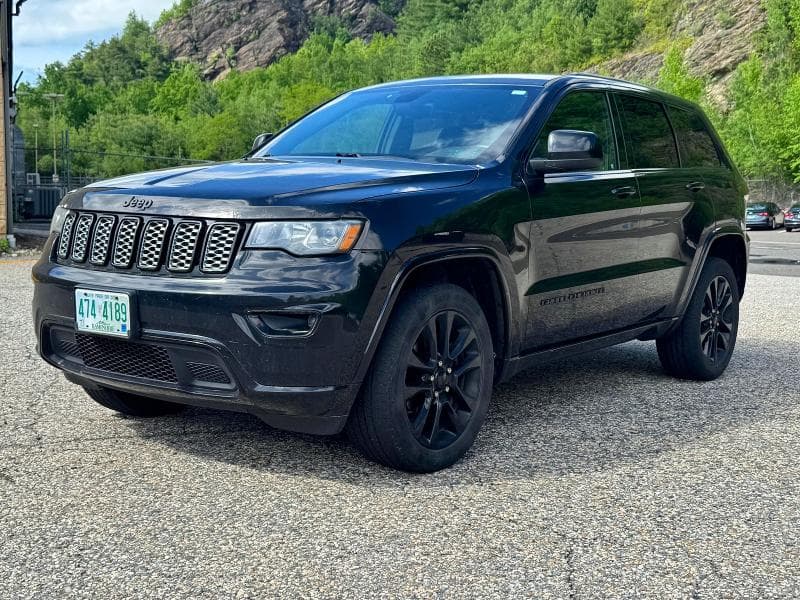 2018 JEEP GRAND CHEROKEE LAREDO 2