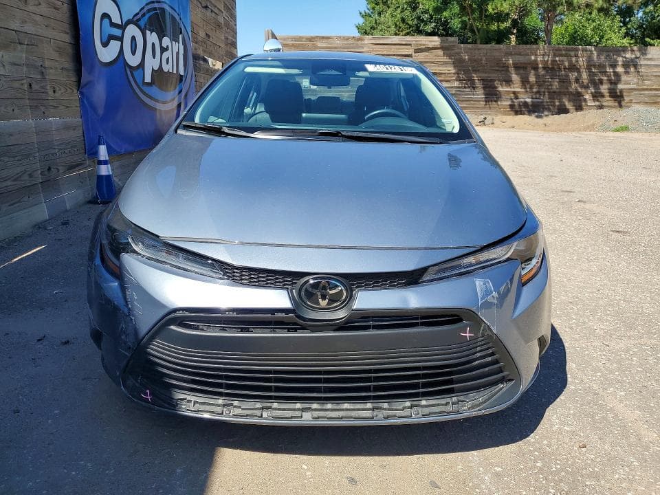 2026 TOYOTA COROLLA LE 5