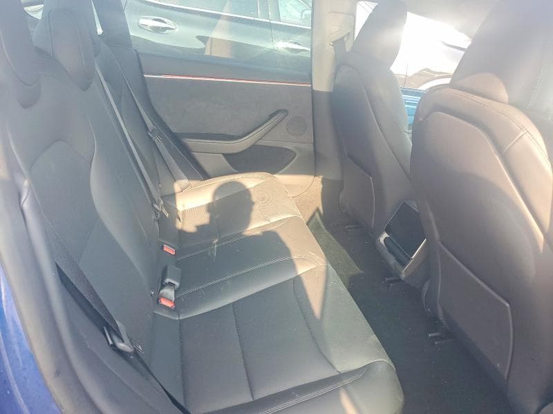 2025 TESLA MODEL 3 10