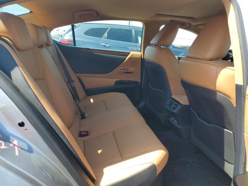 2022 LEXUS ES 300H BASE 10