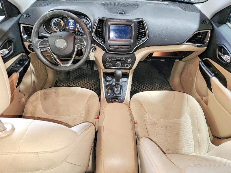 2019 JEEP CHEROKEE LATITUDE 8