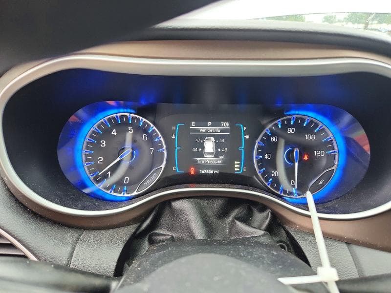 2017 CHRYSLER PACIFICA TOURING 9