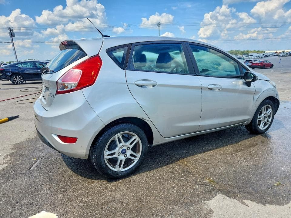 2019 FORD FIESTA SE 3