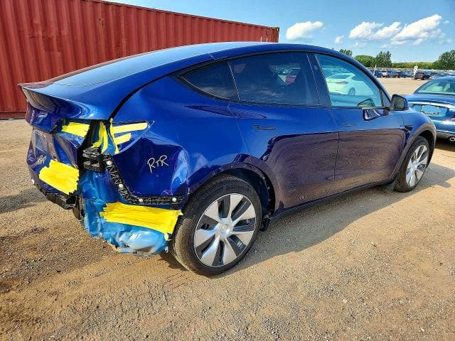 2024 TESLA MODEL Y 3