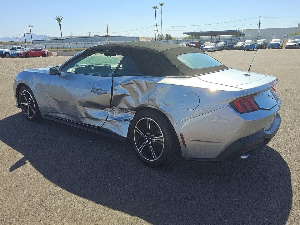 2024 FORD MUSTANG 2