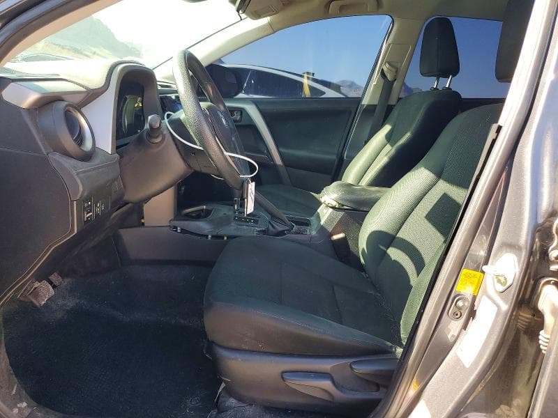 2018 TOYOTA RAV4 LE 7