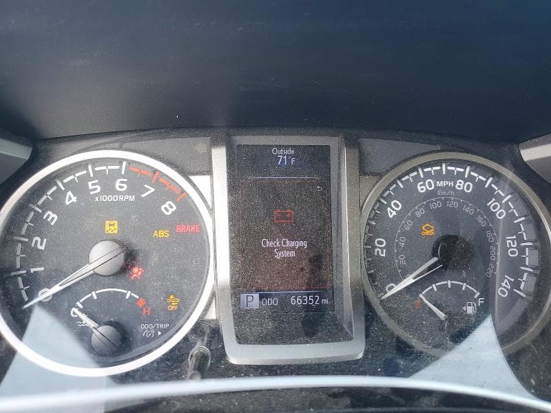 2020 TOYOTA TACOMA SR5 V6 9
